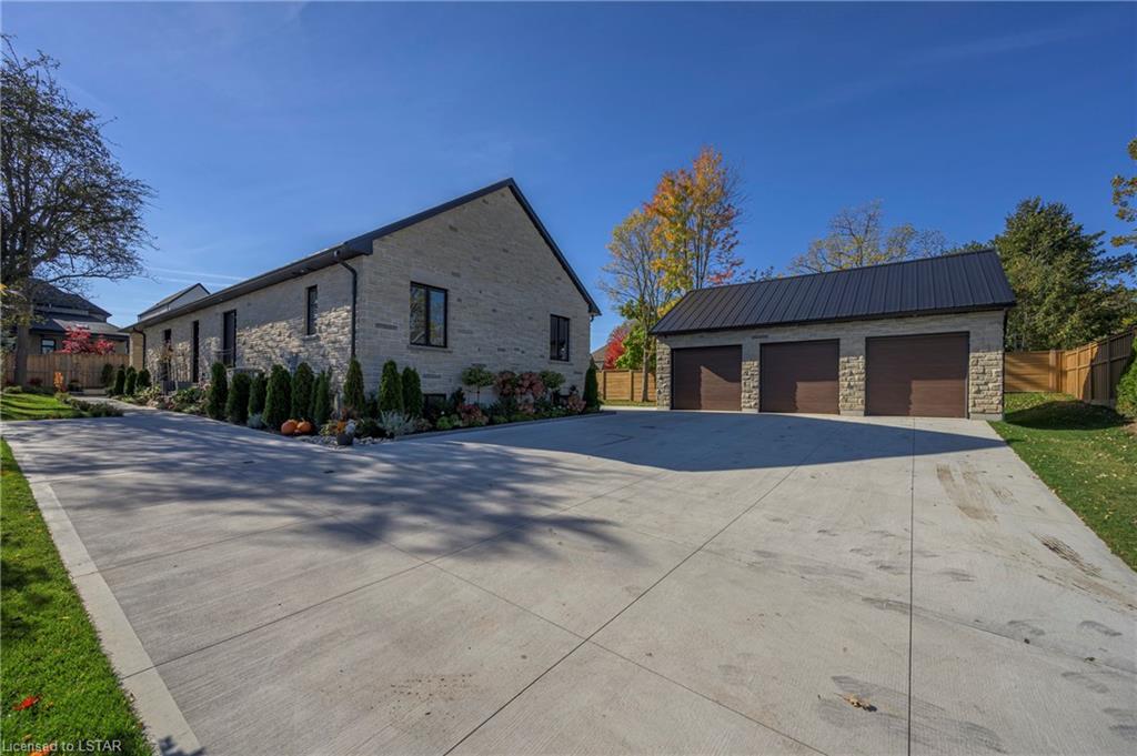 185 Commissioners Road E