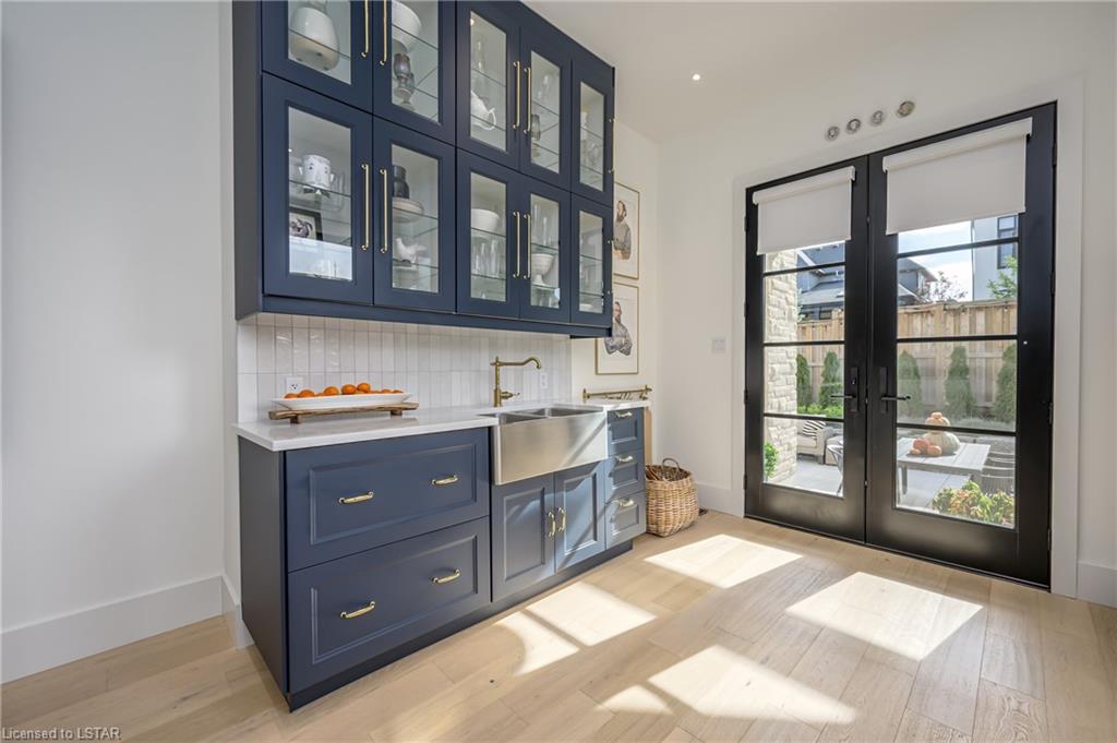 185 Commissioners Road E