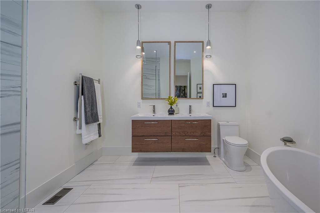 185 Commissioners Road E
