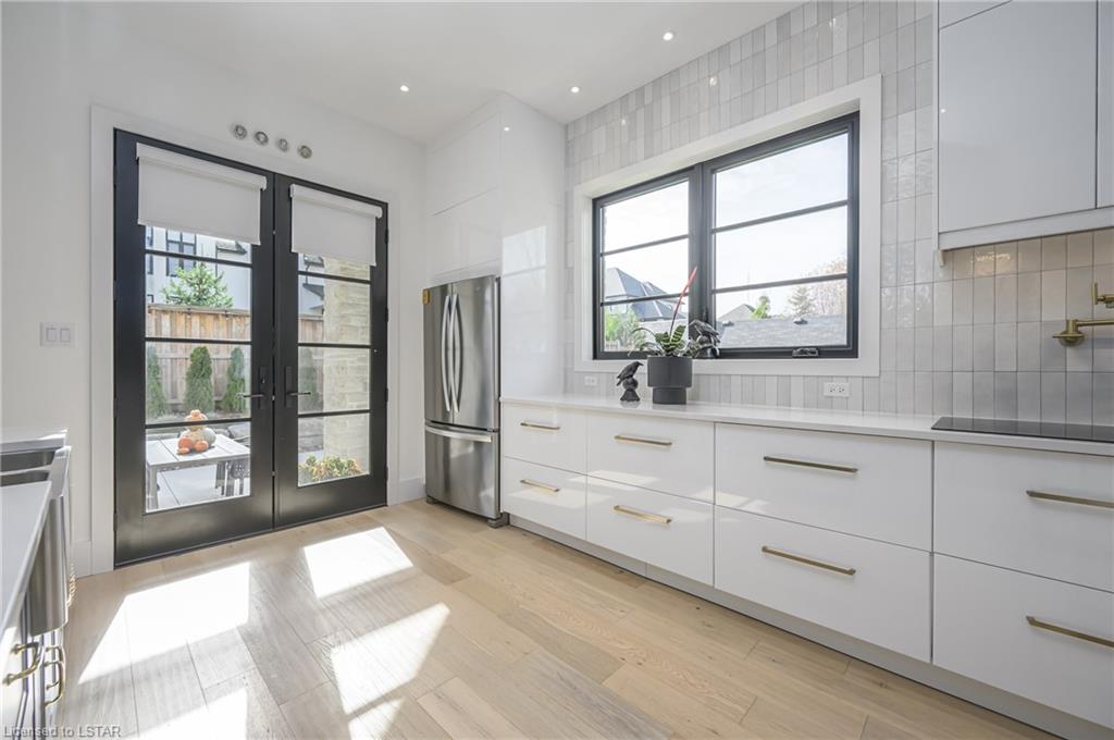 185 Commissioners Road E