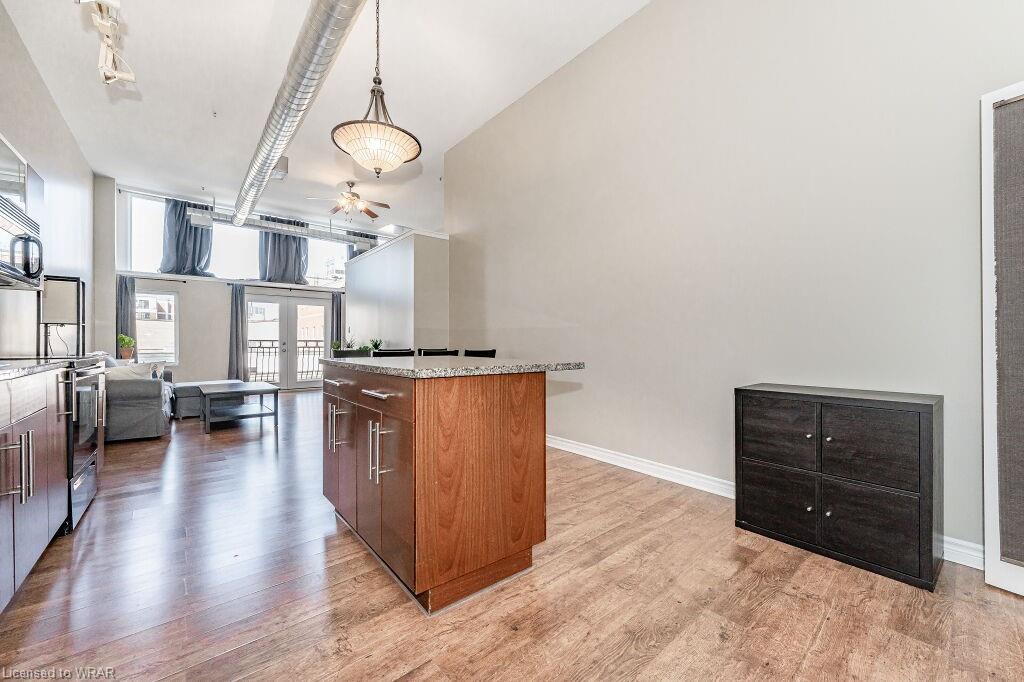 276 King Street W, #210