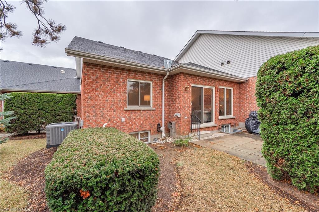 11 Village Green Drive