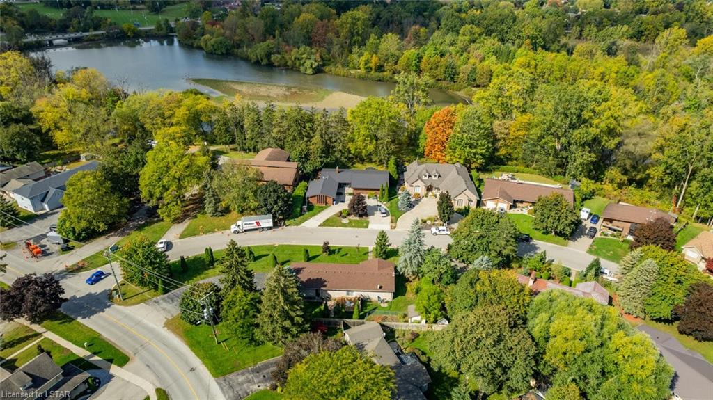 214 Mill Pond Crescent