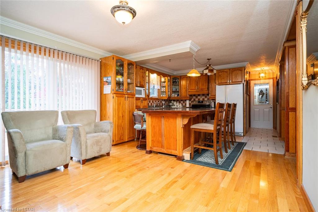214 Mill Pond Crescent
