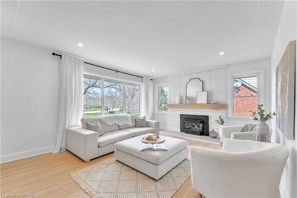 229 Woodworth Crescent