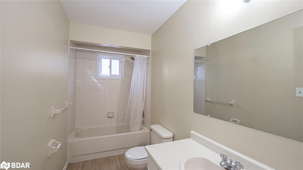 53 Eden Drive, #Upper Unit