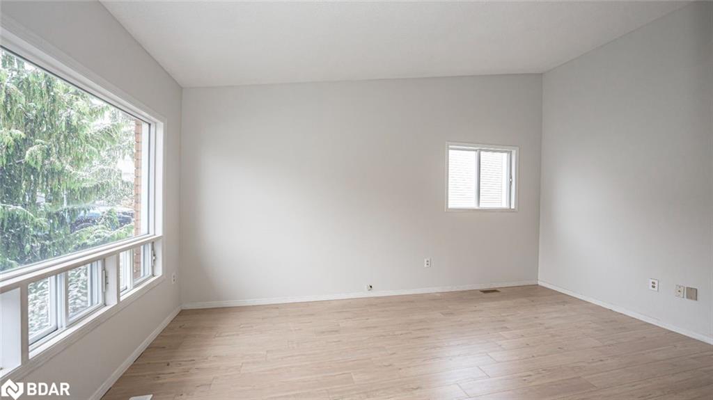 53 Eden Drive, #Upper Unit