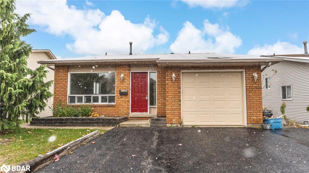 53 Eden Drive, #Lower Unit