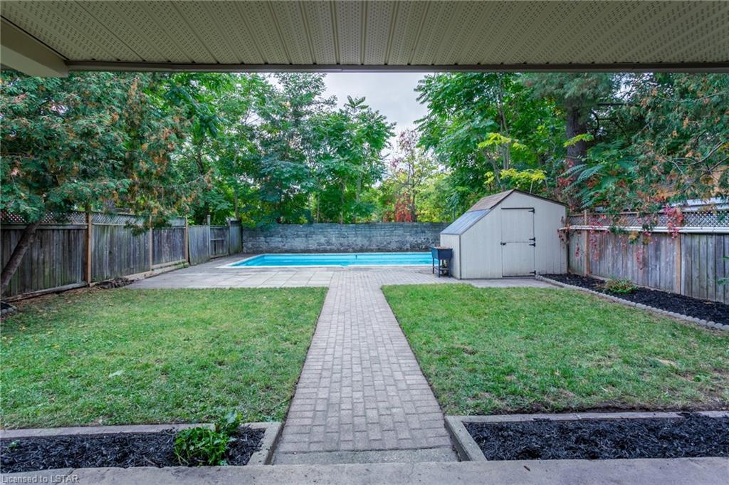 581 Central Avenue