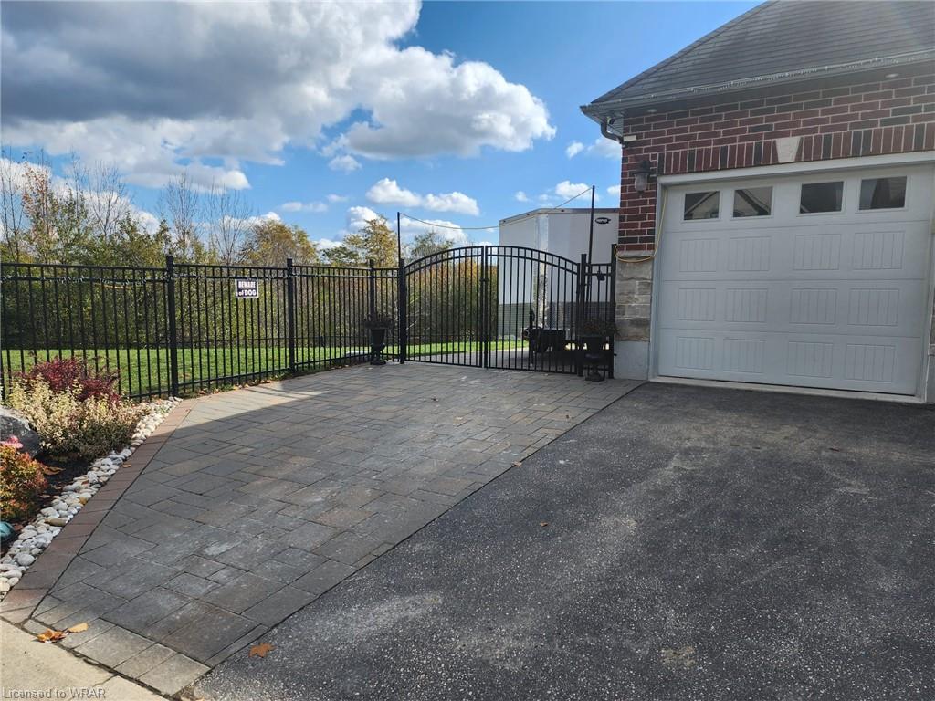 524 Brittania Crescent, #Basement