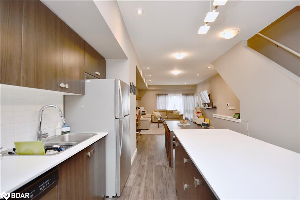 369 Essa Road, #19