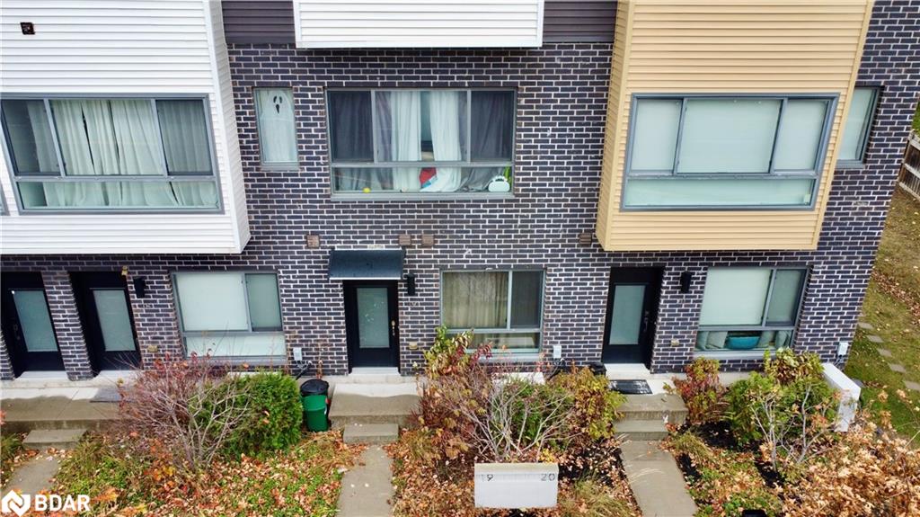 369 Essa Road, #19