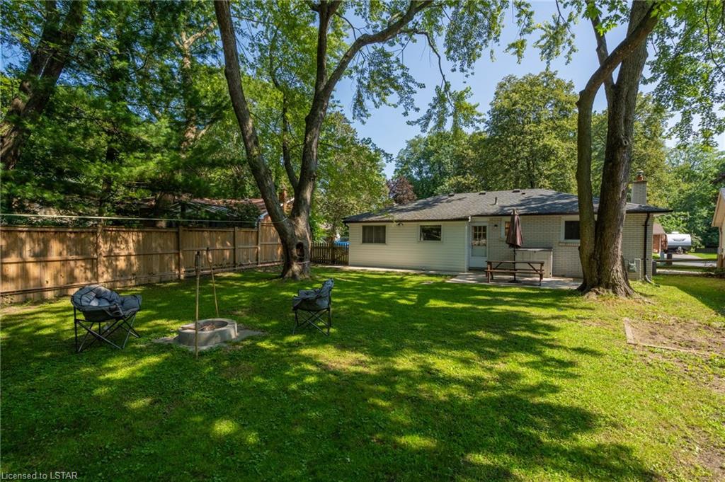 527 Griffith Street