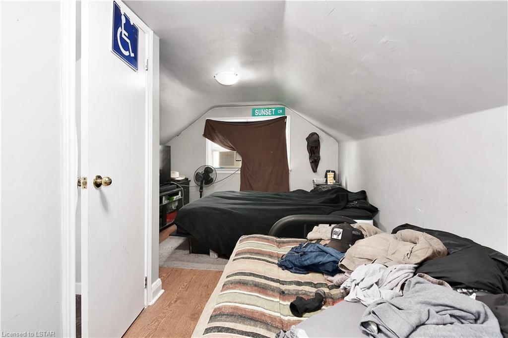 1524 Mardell Place