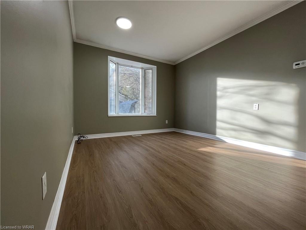 93 Roberts Crescent, #2