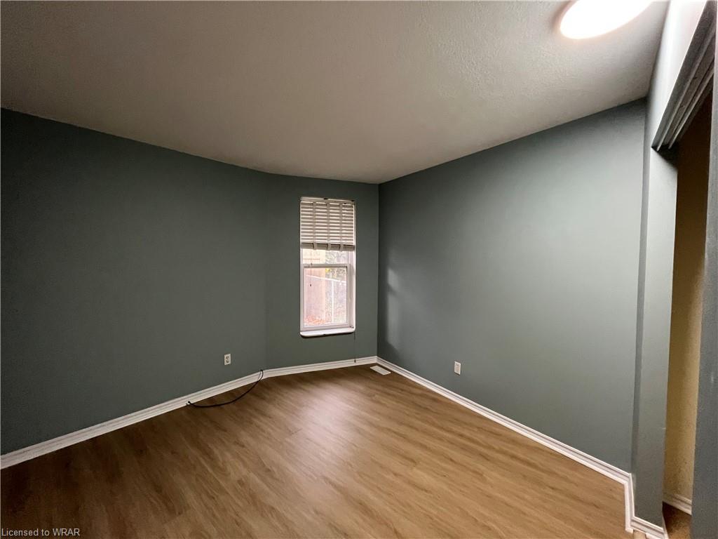 93 Roberts Crescent, #2