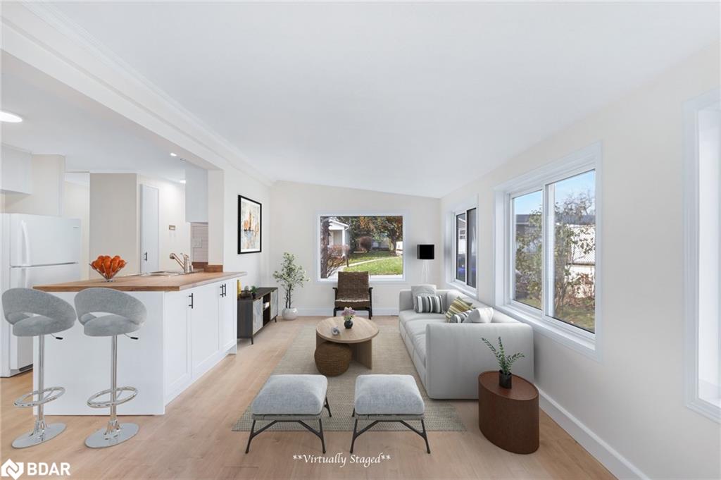 2 Trefoil Drive