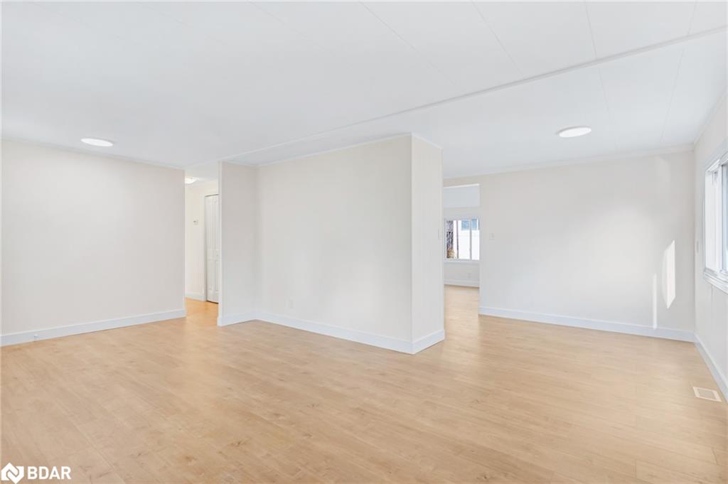 2 Trefoil Drive