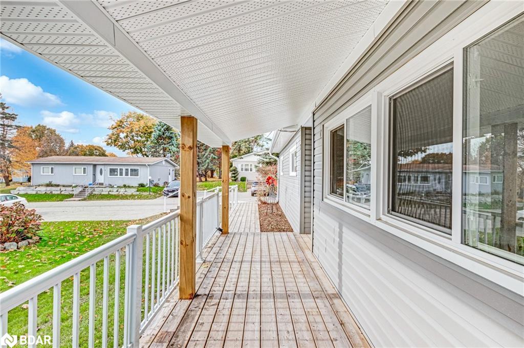 2 Trefoil Drive