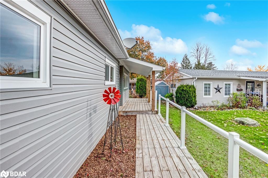 2 Trefoil Drive