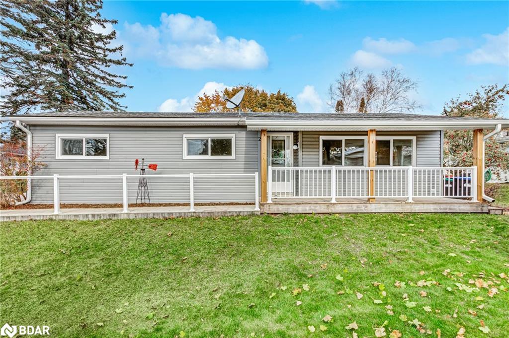 2 Trefoil Drive