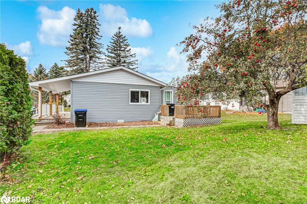 2 Trefoil Drive