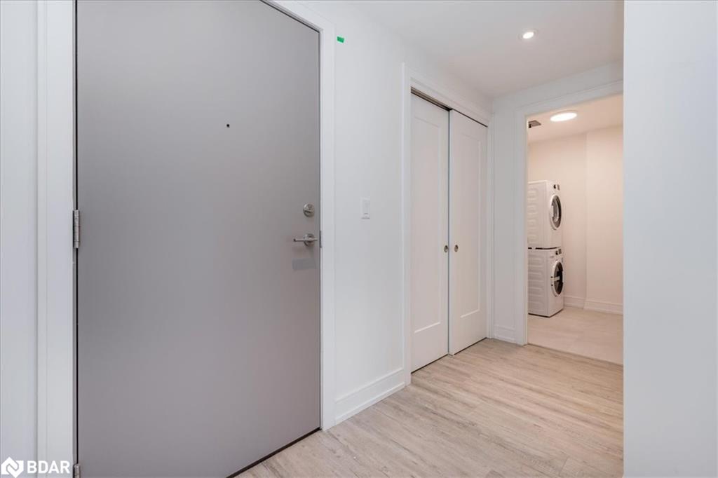 185 Dunlop Street E, #416