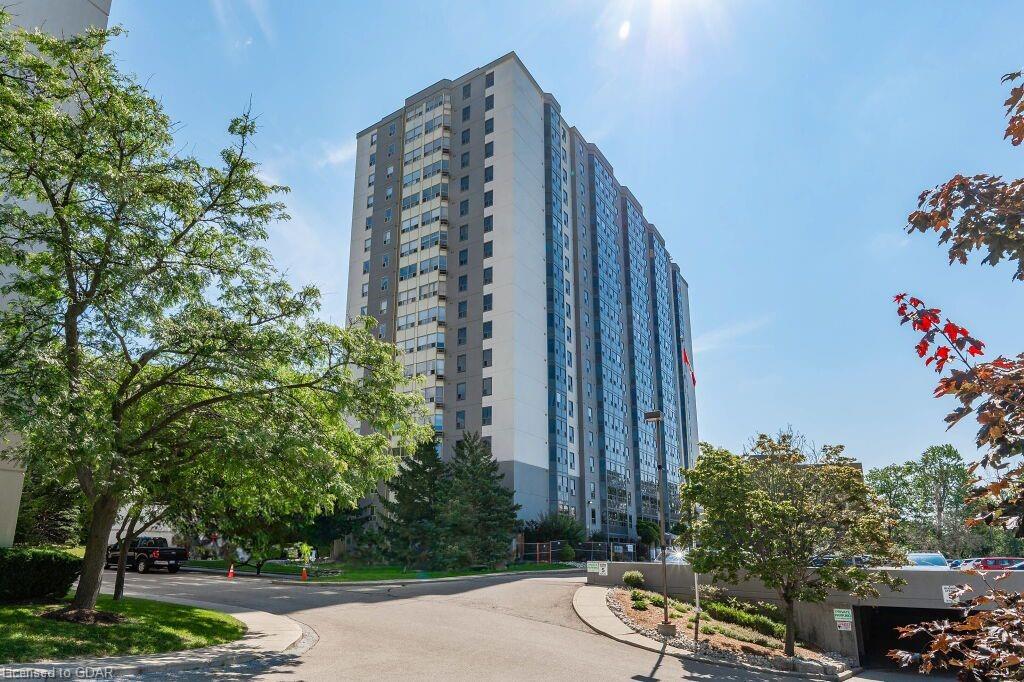 55 Green Valley Dr Drive, #412