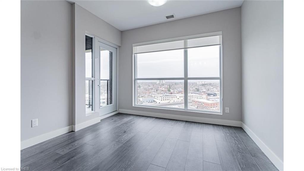 1 Victoria Street S, #1510