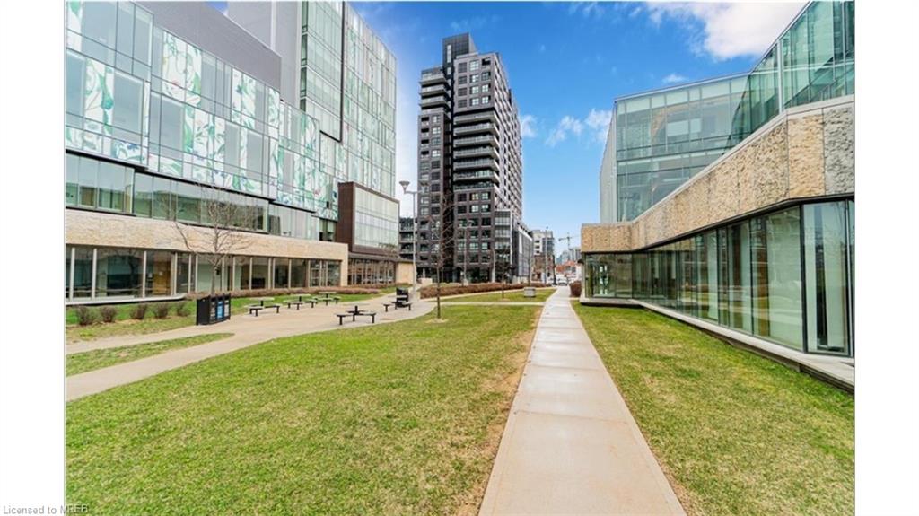 1 Victoria Street S, #1510