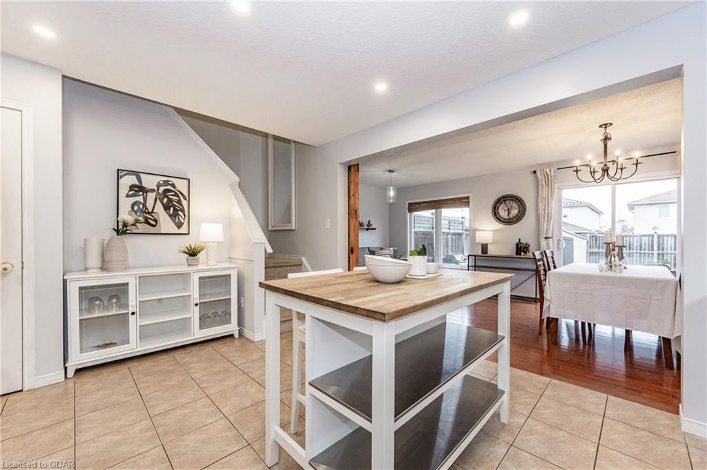 32 Simmonds Drive