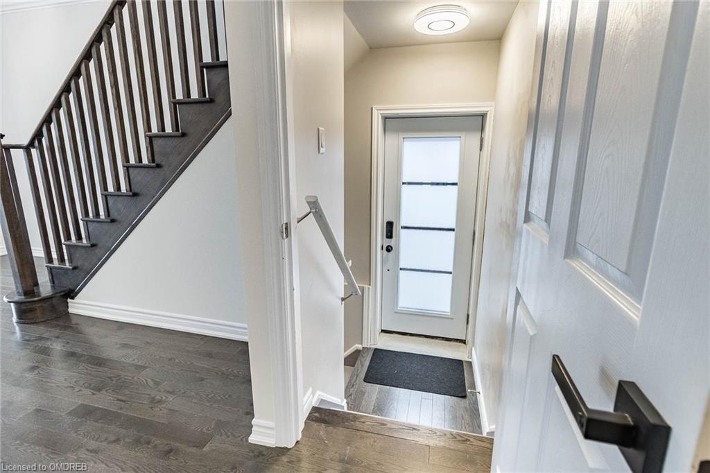 1153 Peelar Crescent