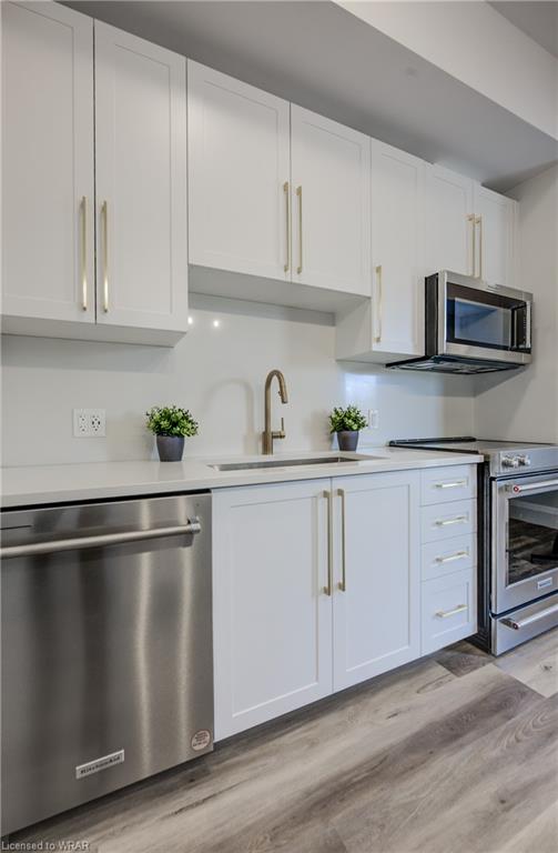 51 David Street, #204