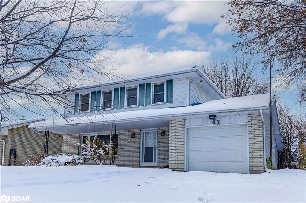 42 Davies Crescent