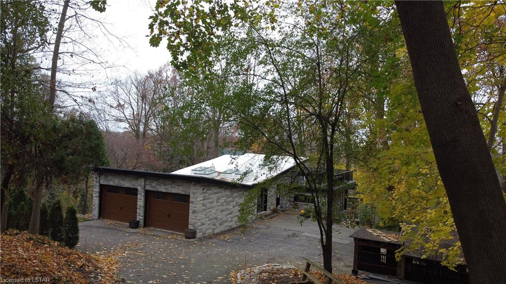 484 Westmount Drive