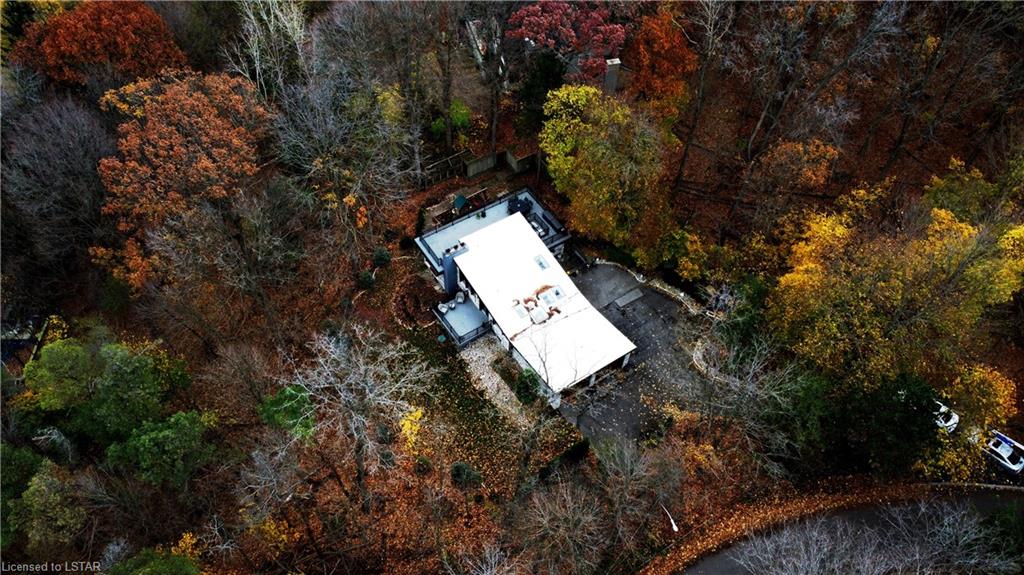 484 Westmount Drive