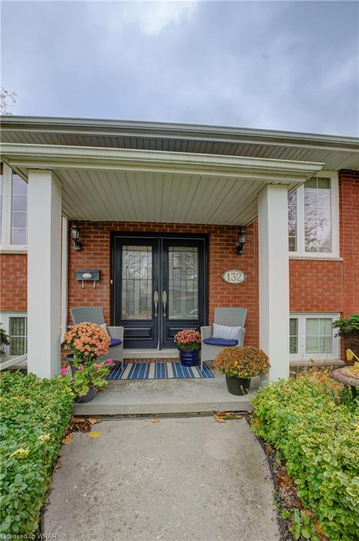 132 Candlewood Crescent