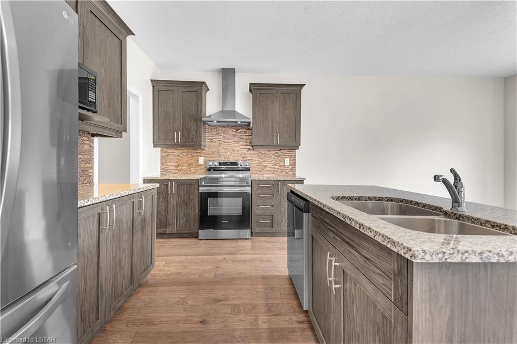 1559 Bob Schram Way