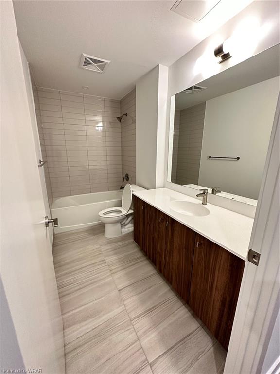15 Wellington Street, #2603