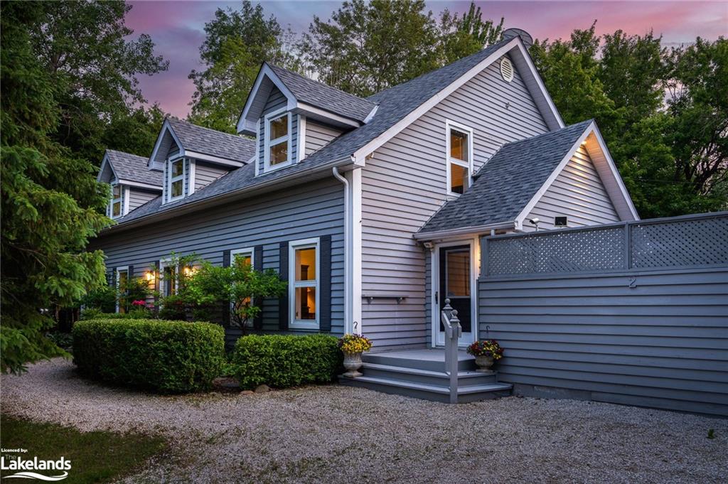2 Woodview Drive