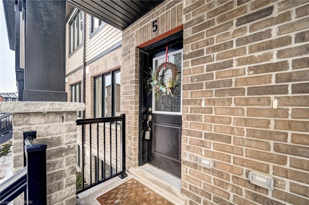 160 Rochefort Street, #E5