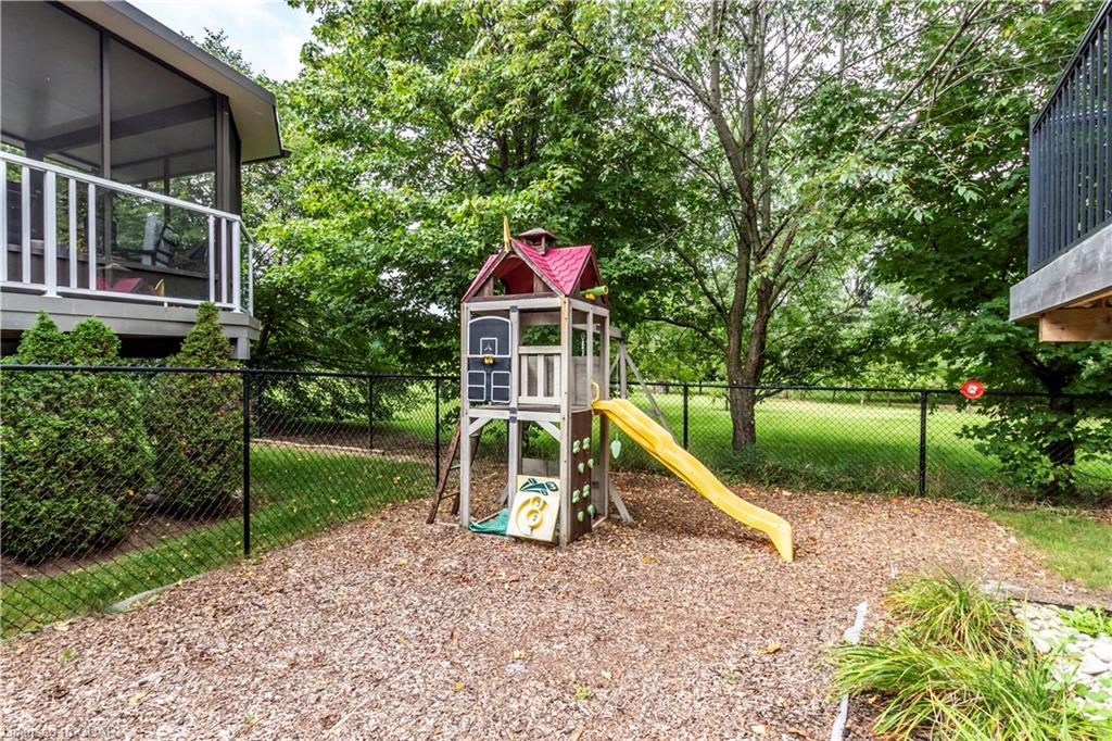 949 Pioneer Grove Court
