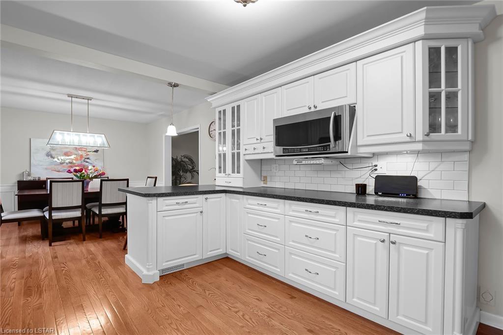 31 Shavian Boulevard
