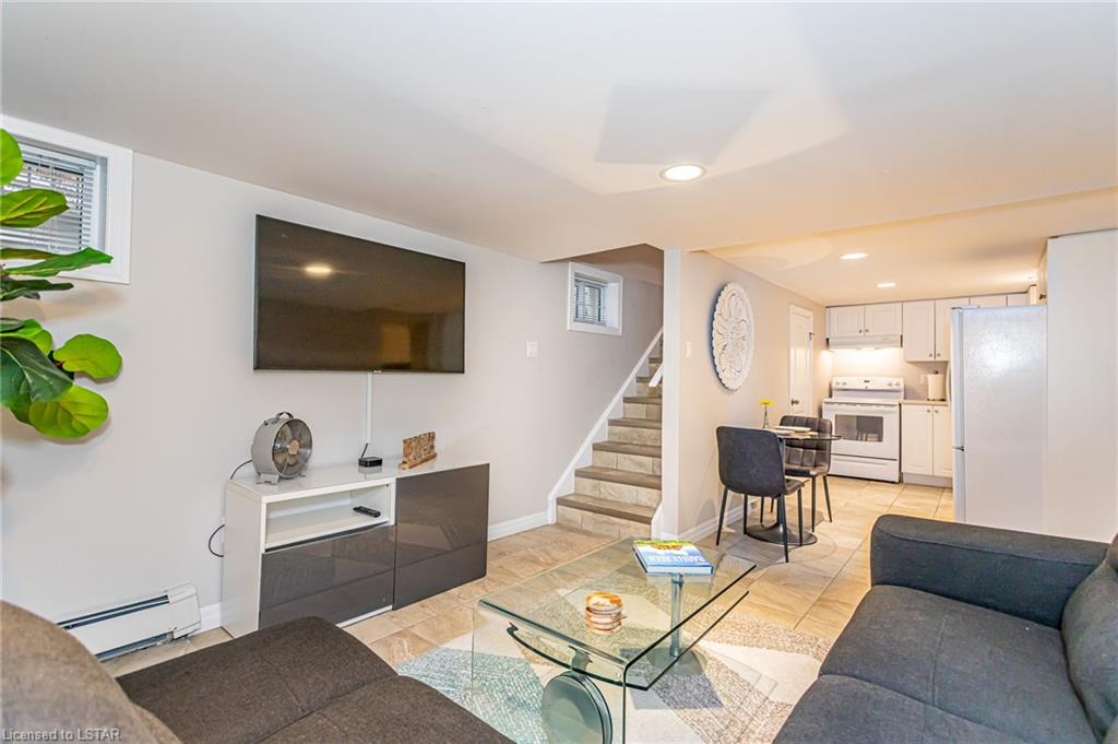 253 St James Street, #Lower