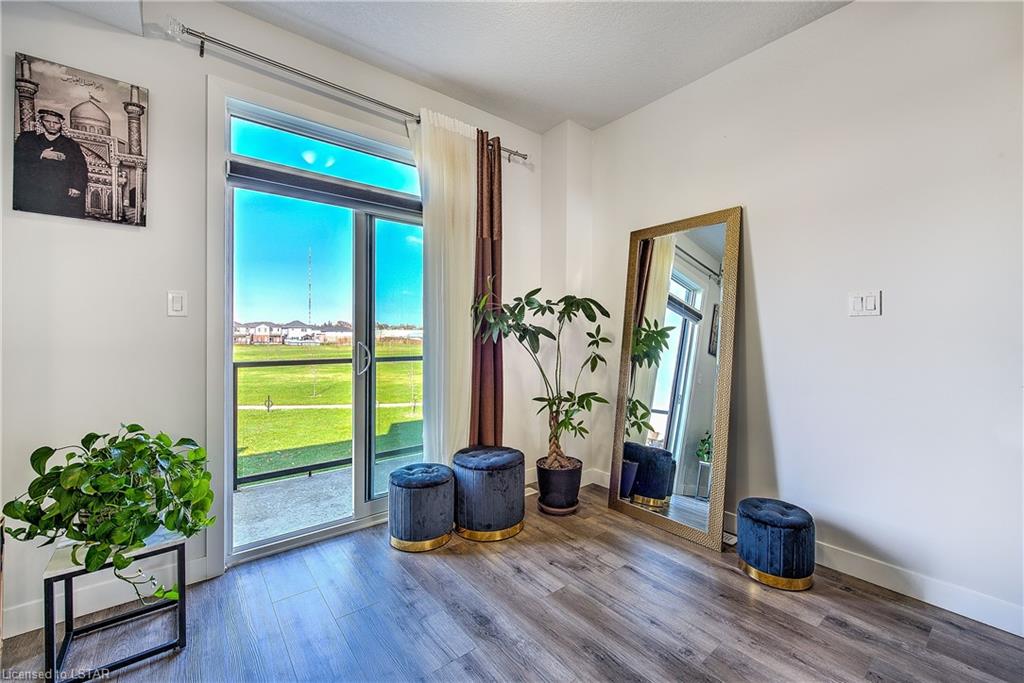 3380 Singleton Avenue, #12