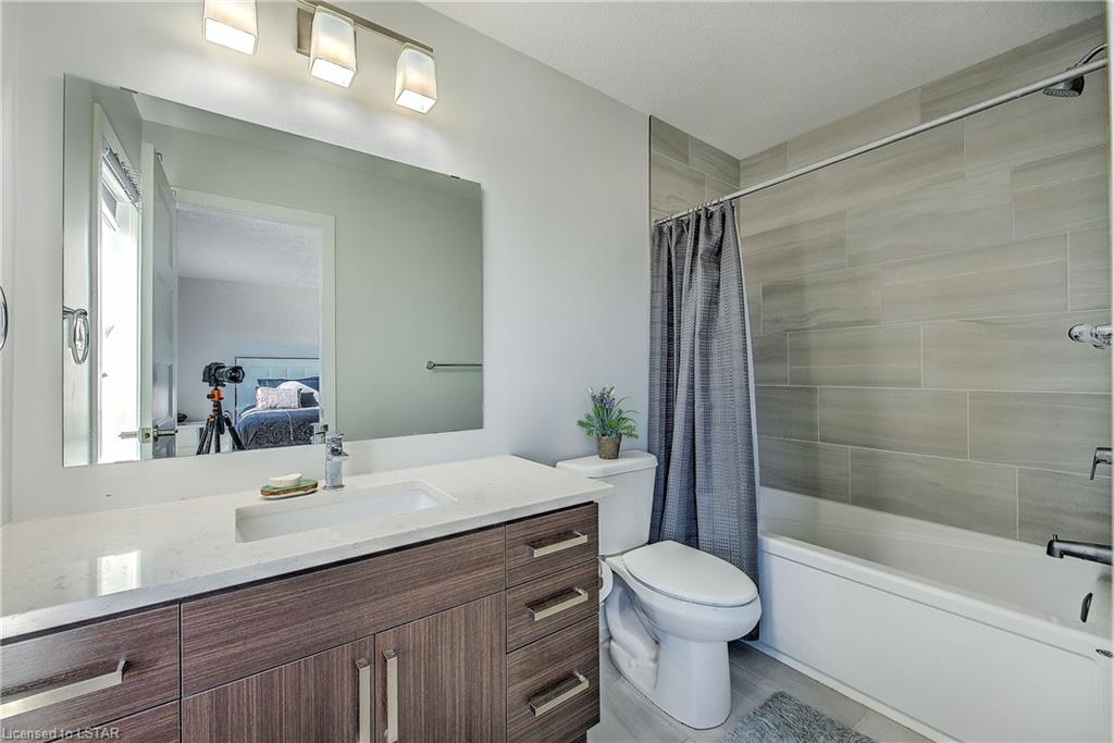 3380 Singleton Avenue, #12