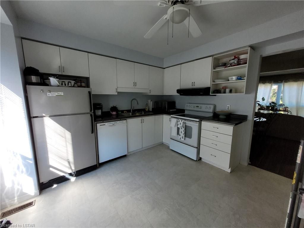 536 Third Street, #52
