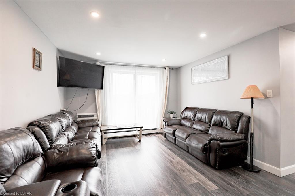 1590 Ernest Avenue, #301