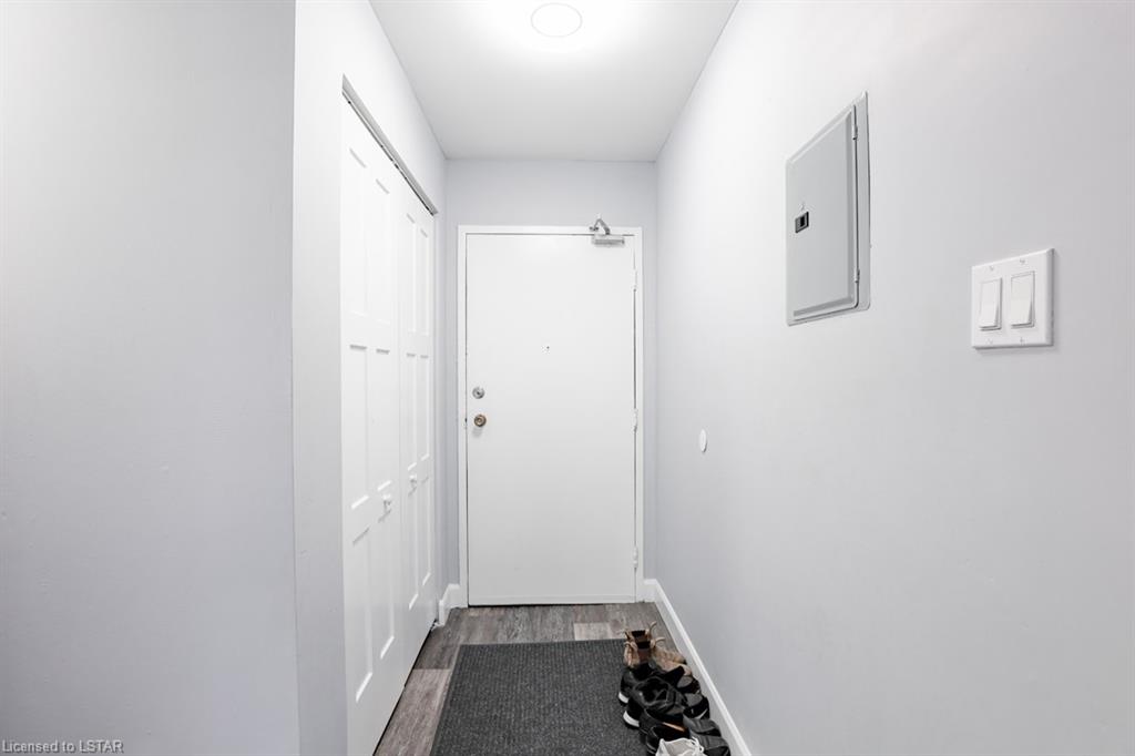 1590 Ernest Avenue, #301