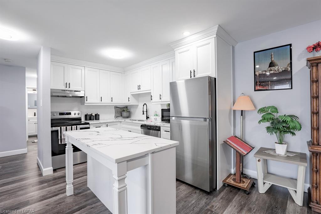 1590 Ernest Avenue, #301